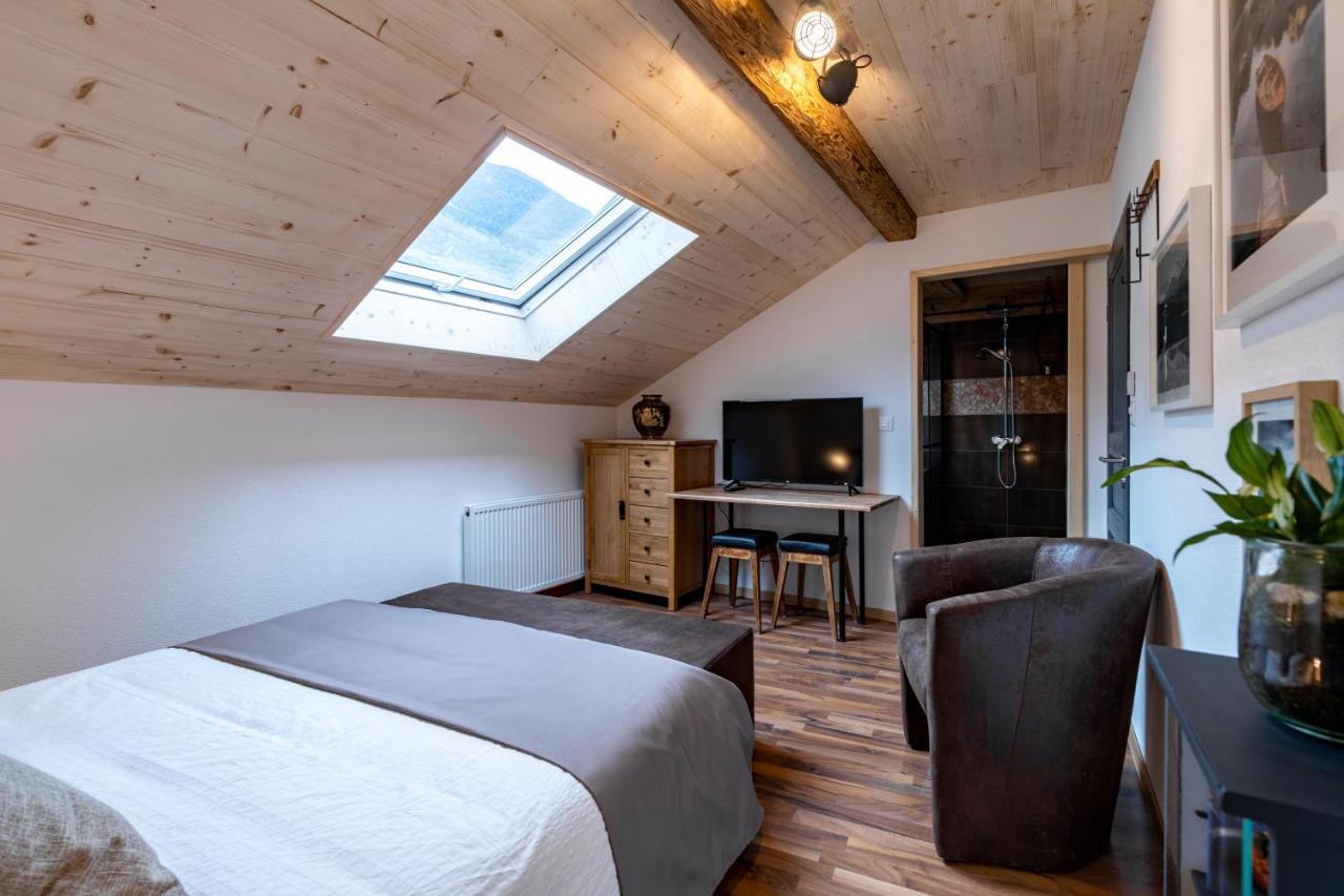 B&B Restaurant Le Pernollet Evionnaz Екстер'єр фото