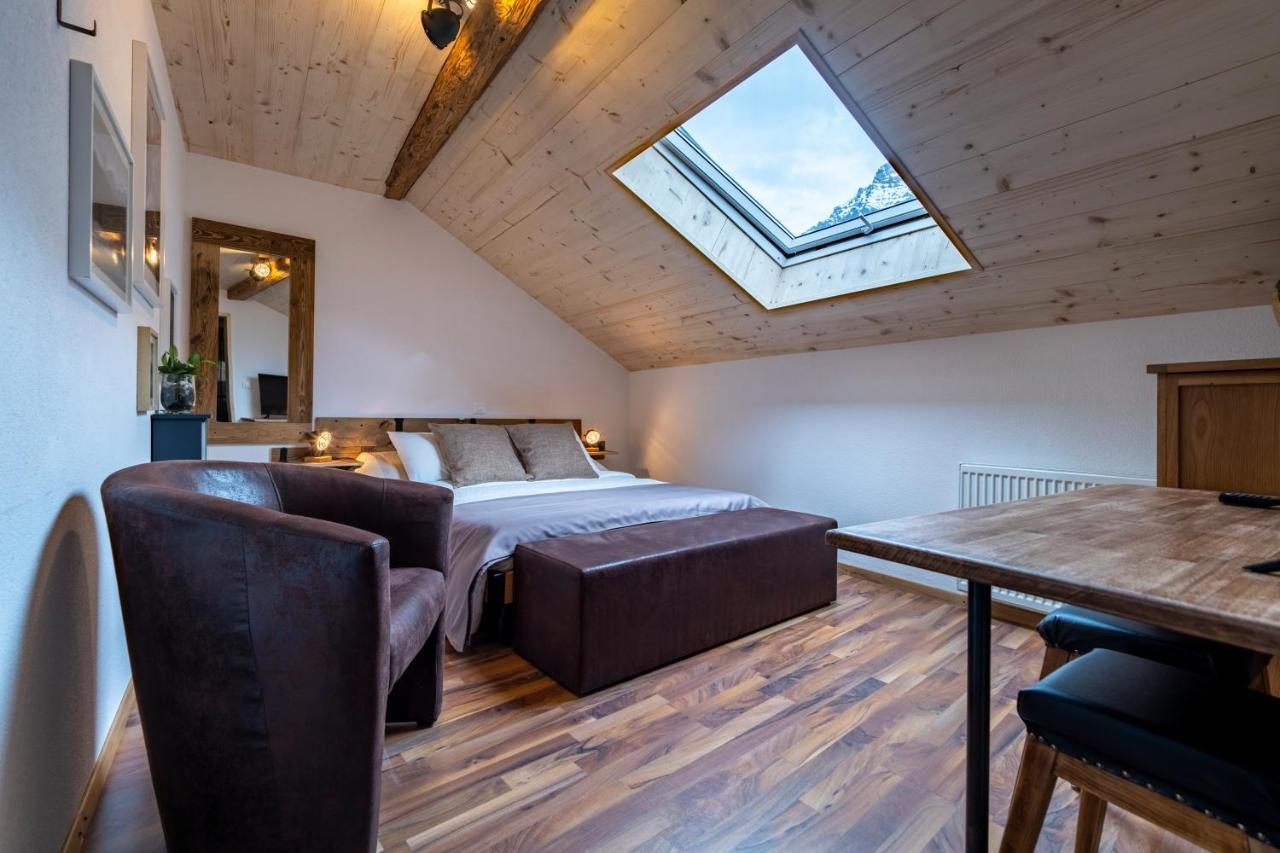 B&B Restaurant Le Pernollet Evionnaz Екстер'єр фото