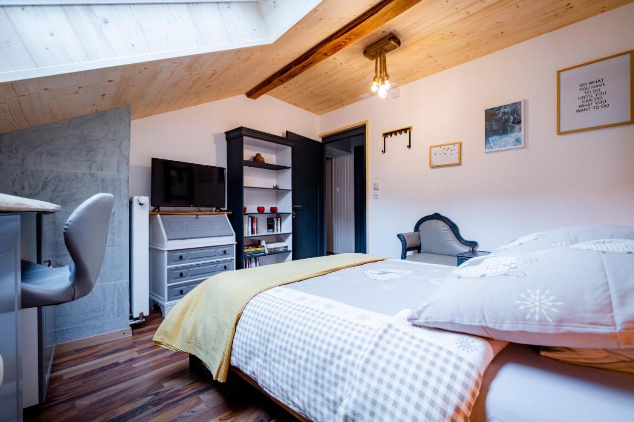 B&B Restaurant Le Pernollet Evionnaz Екстер'єр фото