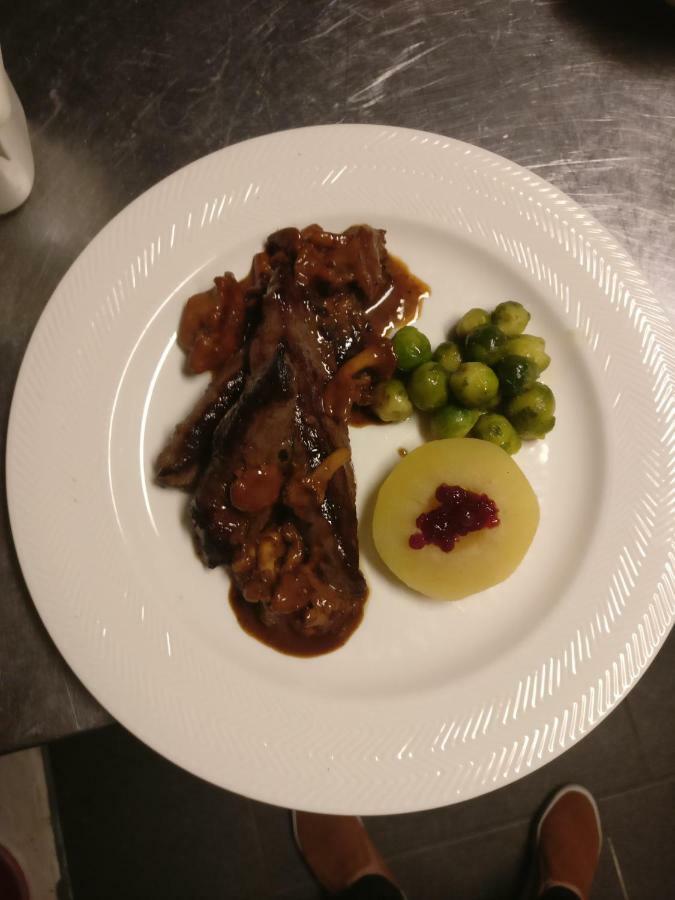 B&B Restaurant Le Pernollet Evionnaz Екстер'єр фото